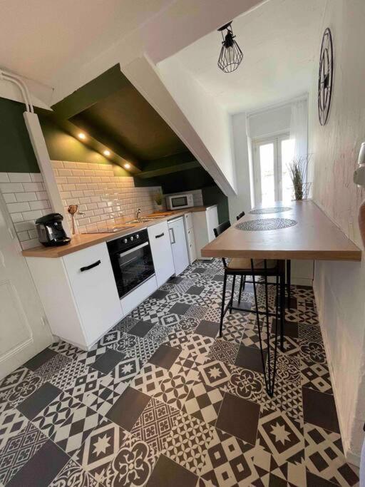 Studio Cosy, En Centre, Proche Gare, Vue Degagee วาลองซ์ ภายนอก รูปภาพ